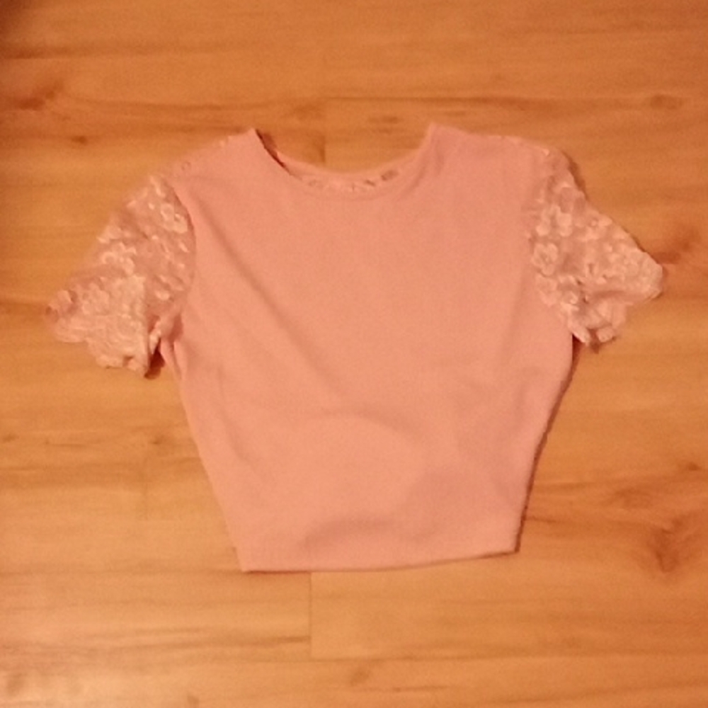 SHEIN Pink Lace Sleeve Crop Top